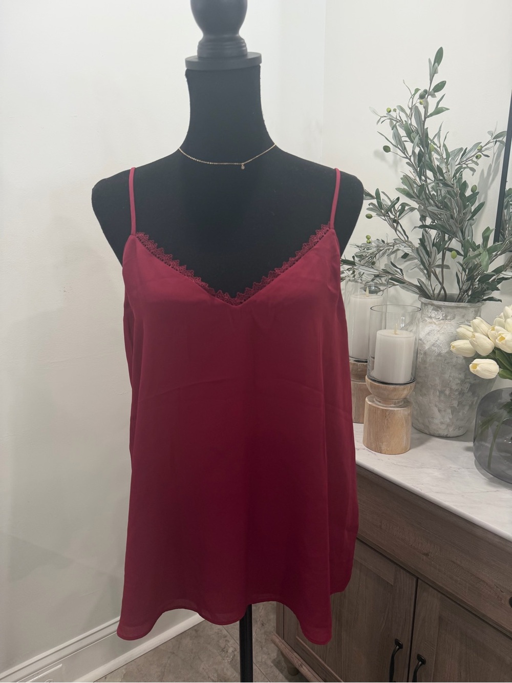 Socialite Burgundy Scallop-Trim Cami
